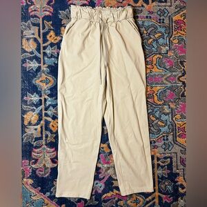 Lululemon Keep Moving Cropped Pant